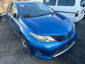 Toyota Corolla ZRE182