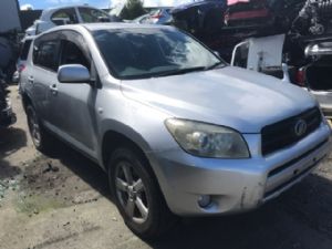 Toyota RAV4 ACA36