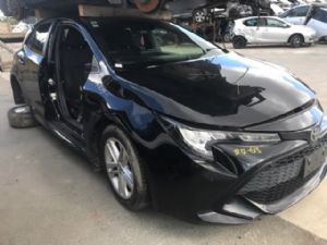 Toyota Corolla MZEA12