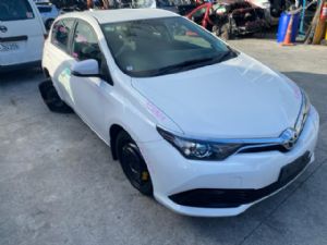 Toyota Corolla ZRE182