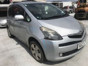 Toyota Ractis SCP100 2005-2009