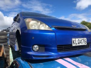 Toyota Wish ZNE10G 2003-2009