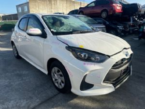 Toyota Yaris MXPH10