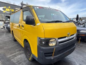 Toyota Hiace KDH206