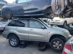 Toyota RAV4 ACA21 07/00-08/03