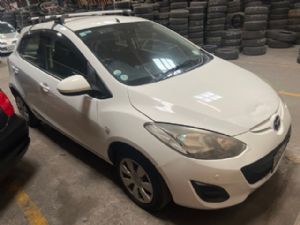 Mazda Demio DE 2007-2014