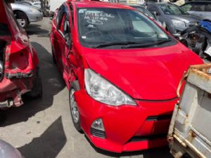 Toyota Aqua NHP10 2011-2015