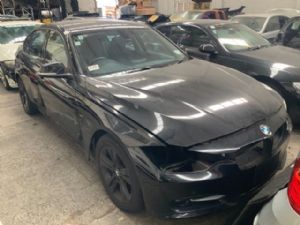 BMW 3 Series  318I F30