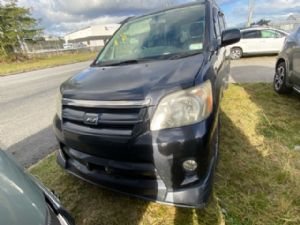 Toyota Noah/Voxy AZR60 2001-2007