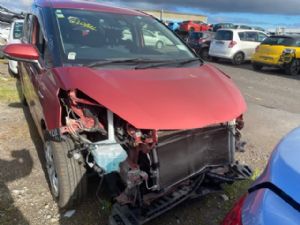 Toyota Sienta NHP170 2015-2016