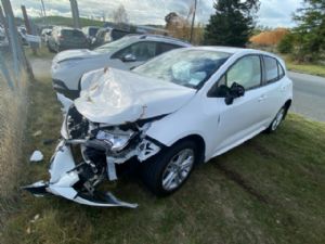 Toyota Corolla MZEA12