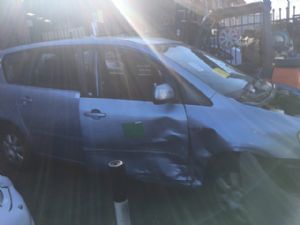 Toyota Avensis ACM21 Series 2 10/03-11/09