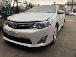 Toyota Camry AVV50
