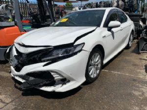 Toyota Camry AXVH71