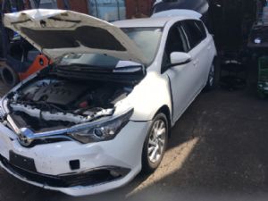 Toyota Corolla ZRE182