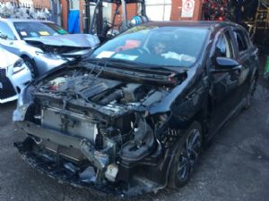 Toyota Corolla ZRE182