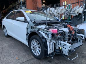 Toyota Camry AVV50