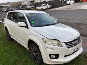 Toyota Vanguard ACA38