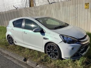 Toyota Aqua NHP10 2011-2015