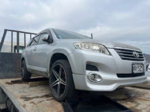 Toyota Vanguard ACA33