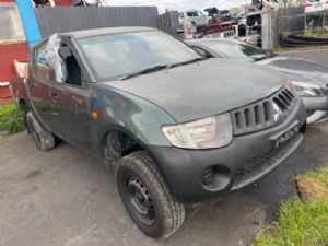 Mitsubishi Triton Fourth Gen 2005-2015