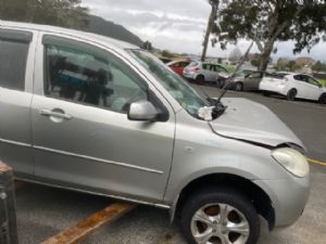 Mazda Demio DY 2002-2007