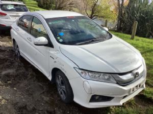 Honda Grace GM4