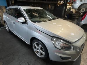 Volvo V60 2012-2015
