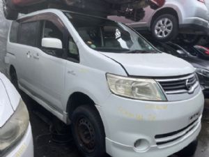 Nissan Serena C25 2005-2010
