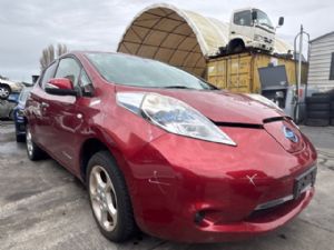 Nissan Leaf ZE0 2011-2016