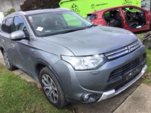 Mitsubishi Outlander GG2W Hybrid