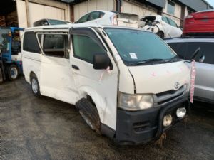 Toyota Hiace KDH200 03/05-09/06
