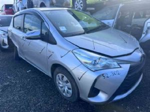 Toyota Vitz NHP130