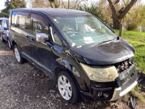 Mitsubishi Delica CV5W