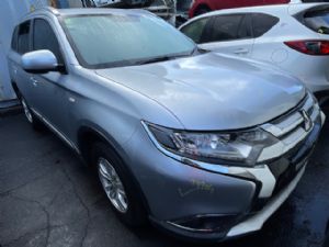 Mitsubishi Outlander GF7 2013->On