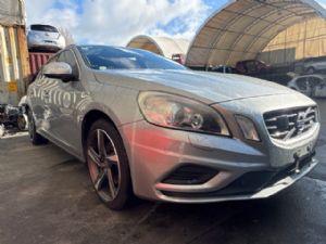Volvo V60 2012-2015