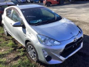 Toyota Aqua NHP10 2015-2017