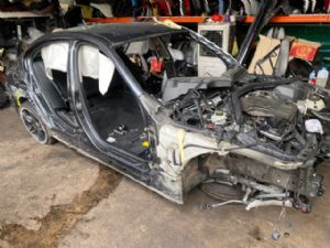 BMW 3 Series  318I F30