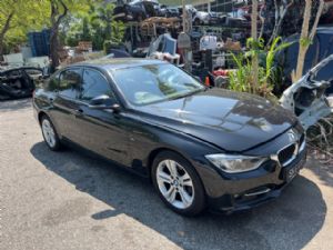 BMW 3 Series  318I F30