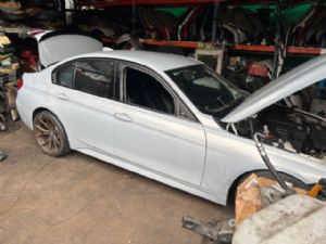 BMW 3 Series  318I F30