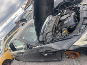 BMW 3 Series  325I E90