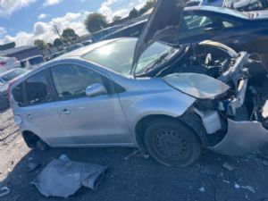 Nissan Note E11 2005-2008