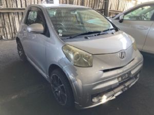 Toyota iQ KGJ10 2008-2015