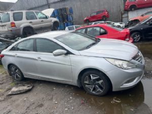 Hyundai i45 EB41/EC41 2011-2015