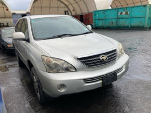 Toyota Harrier MHU38W