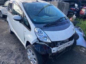 Mitsubishi i-MiEV HA3W 2009-2015