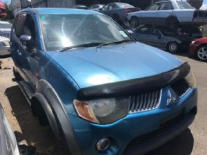 Mitsubishi Triton Fourth Gen 2005-2015
