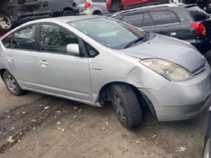 Toyota Prius NHW20 10/03-06/09