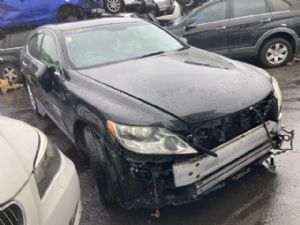 Lexus LS600H UVF45