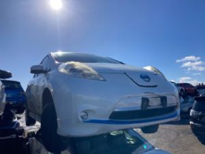 Nissan Leaf ZE0 2011-2016